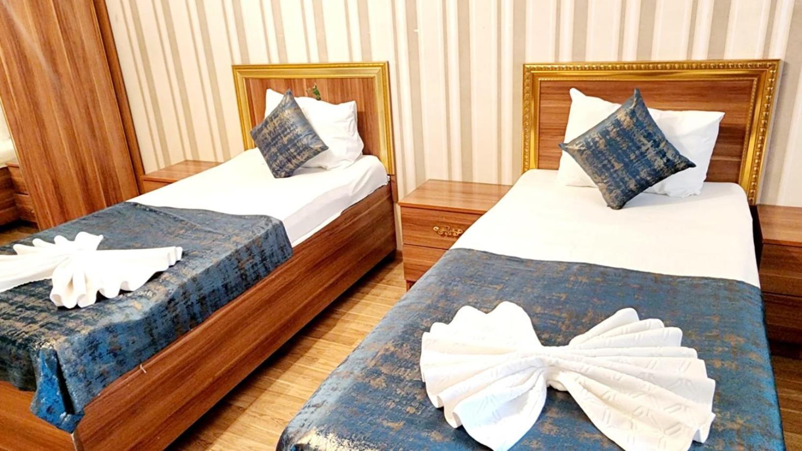 Ariva Center Hotel Xetai Baku Exteriör bild