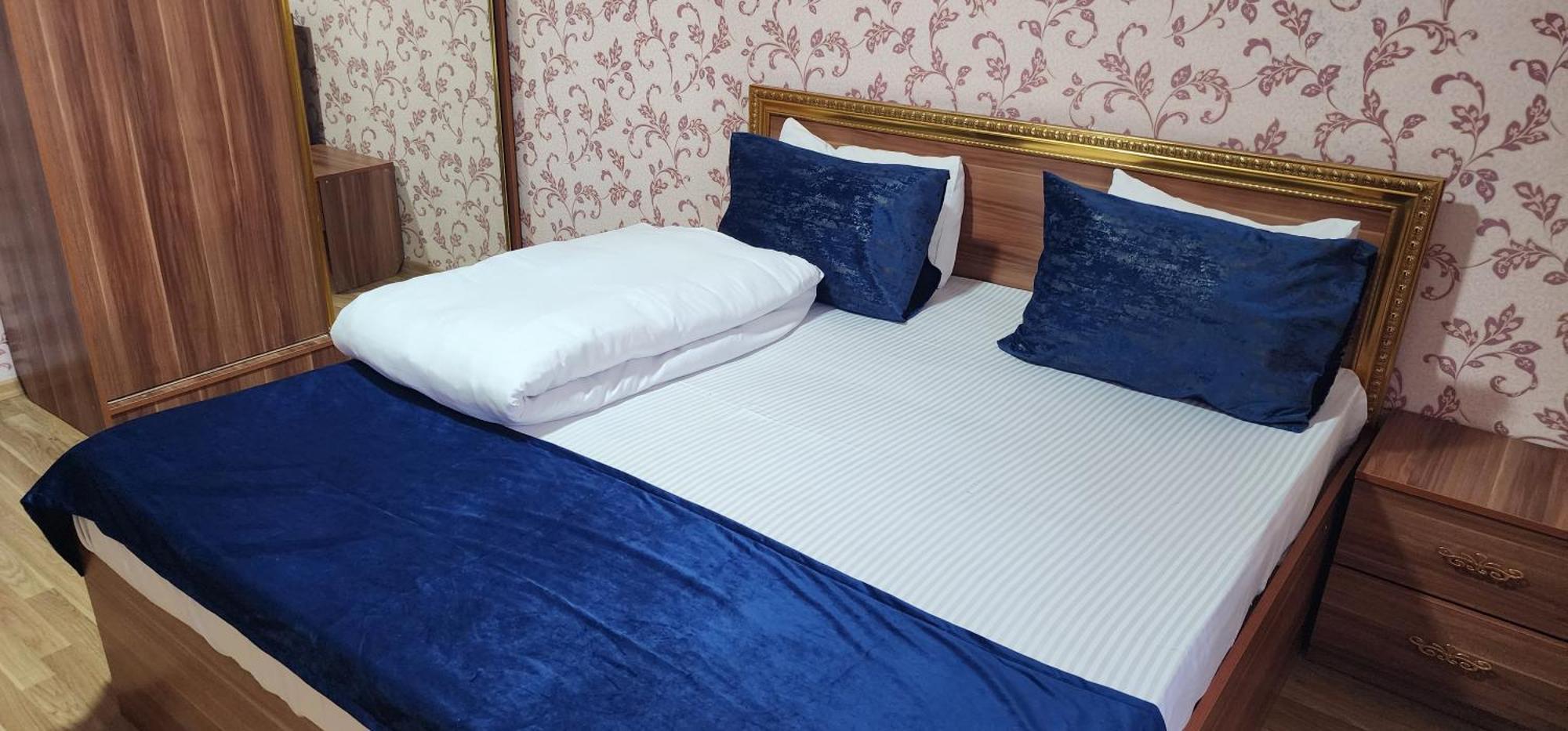 Ariva Center Hotel Xetai Baku Exteriör bild